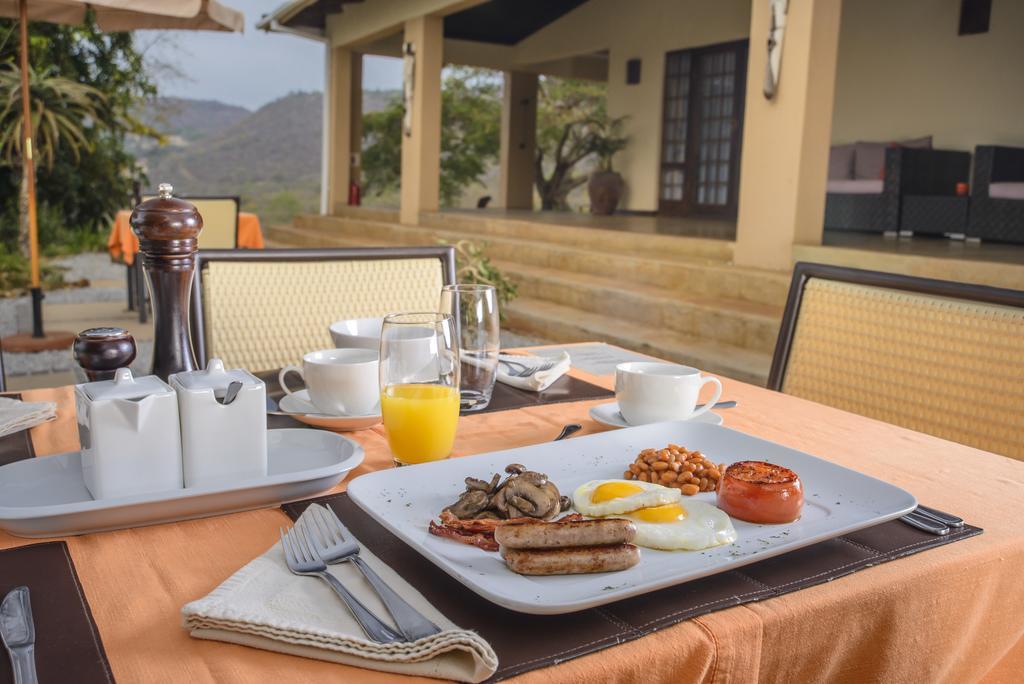 Abangane Guest Lodge Хейзивью Экстерьер фото