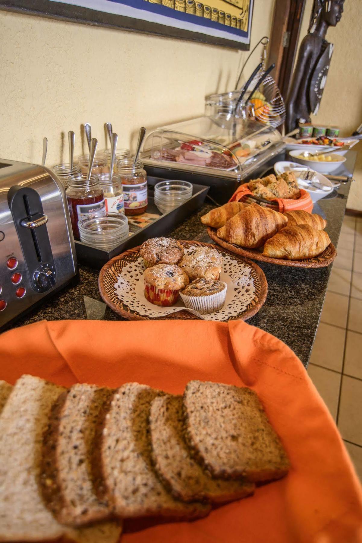 Abangane Guest Lodge Хейзивью Экстерьер фото