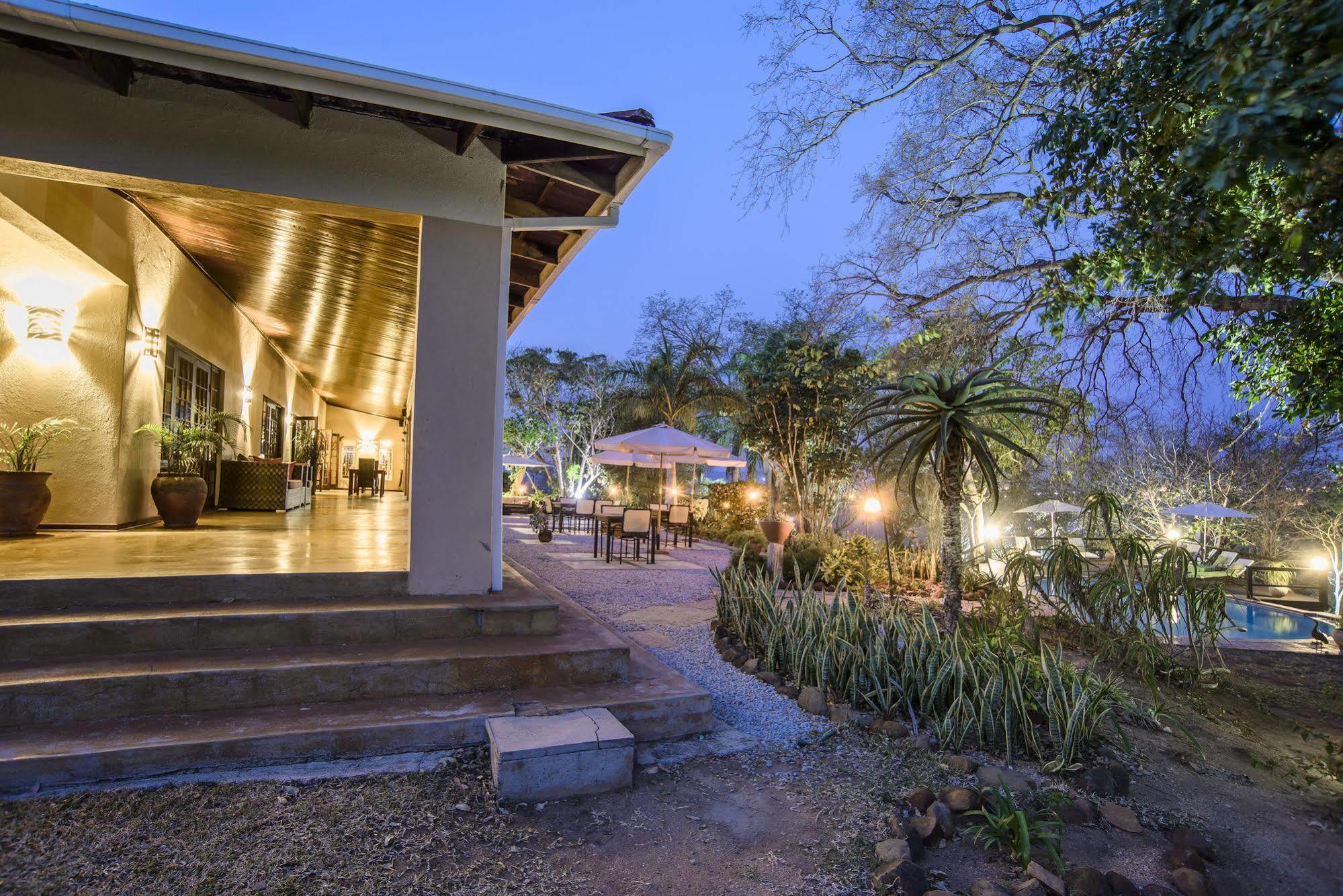 Abangane Guest Lodge Хейзивью Экстерьер фото
