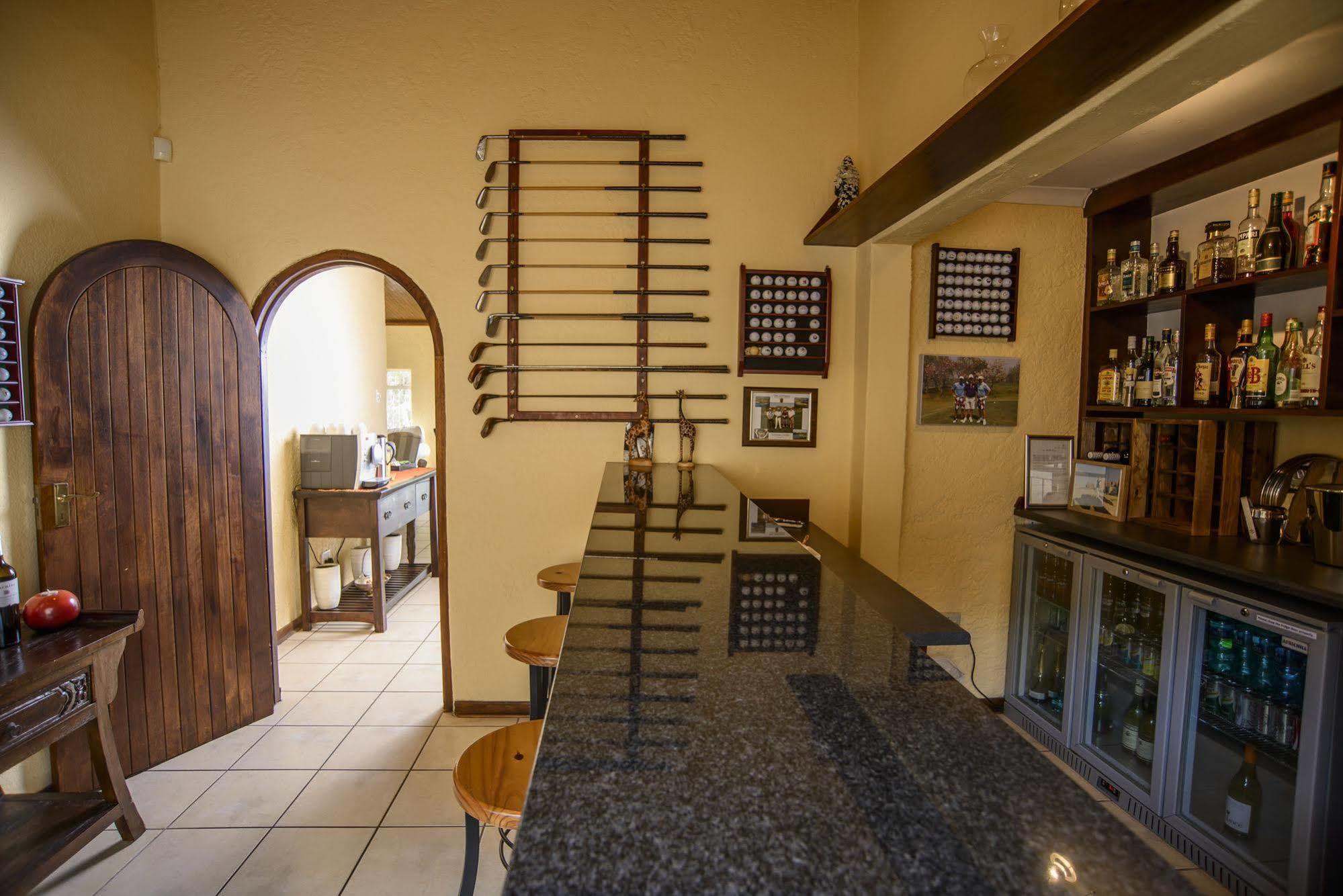 Abangane Guest Lodge Хейзивью Экстерьер фото