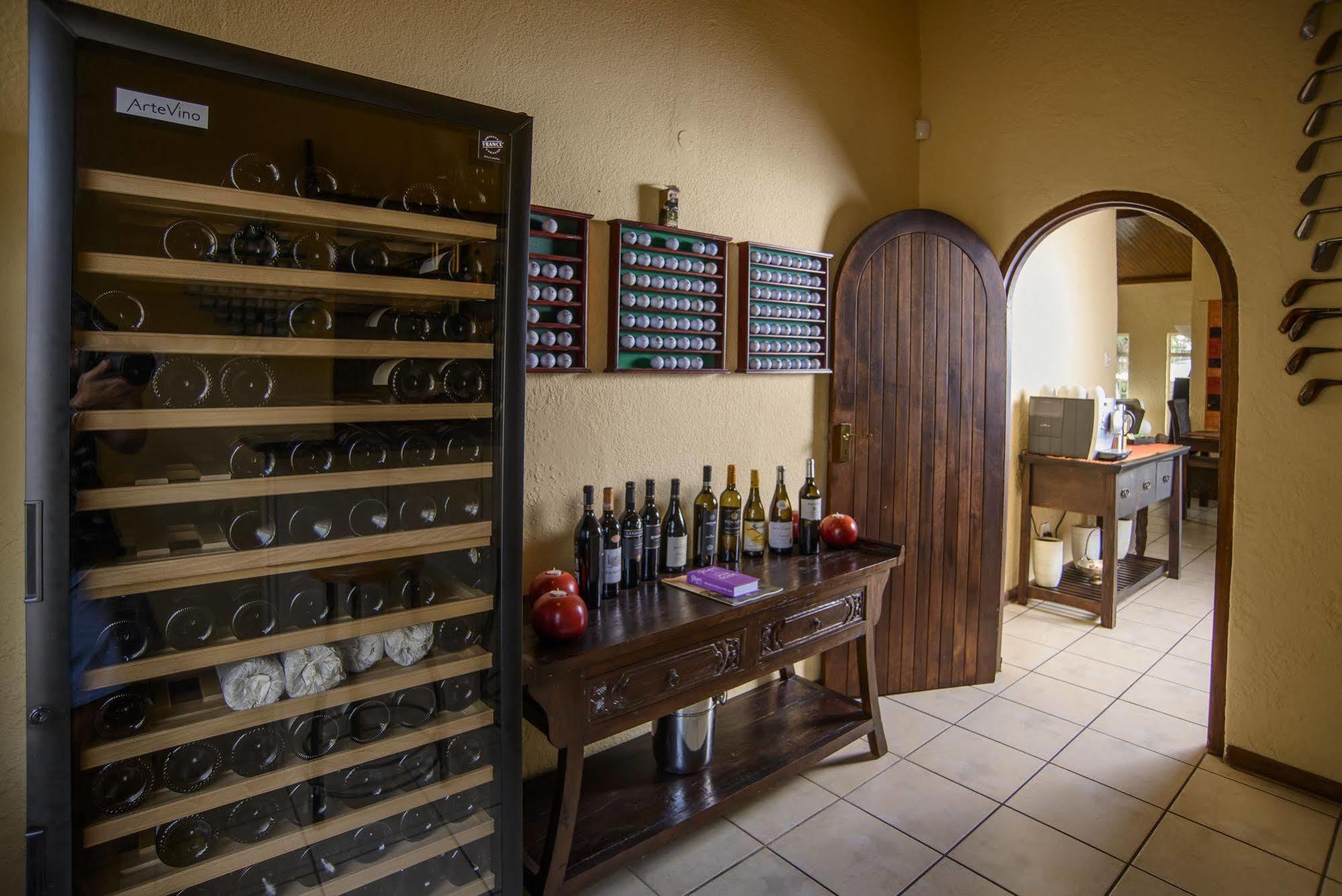 Abangane Guest Lodge Хейзивью Экстерьер фото